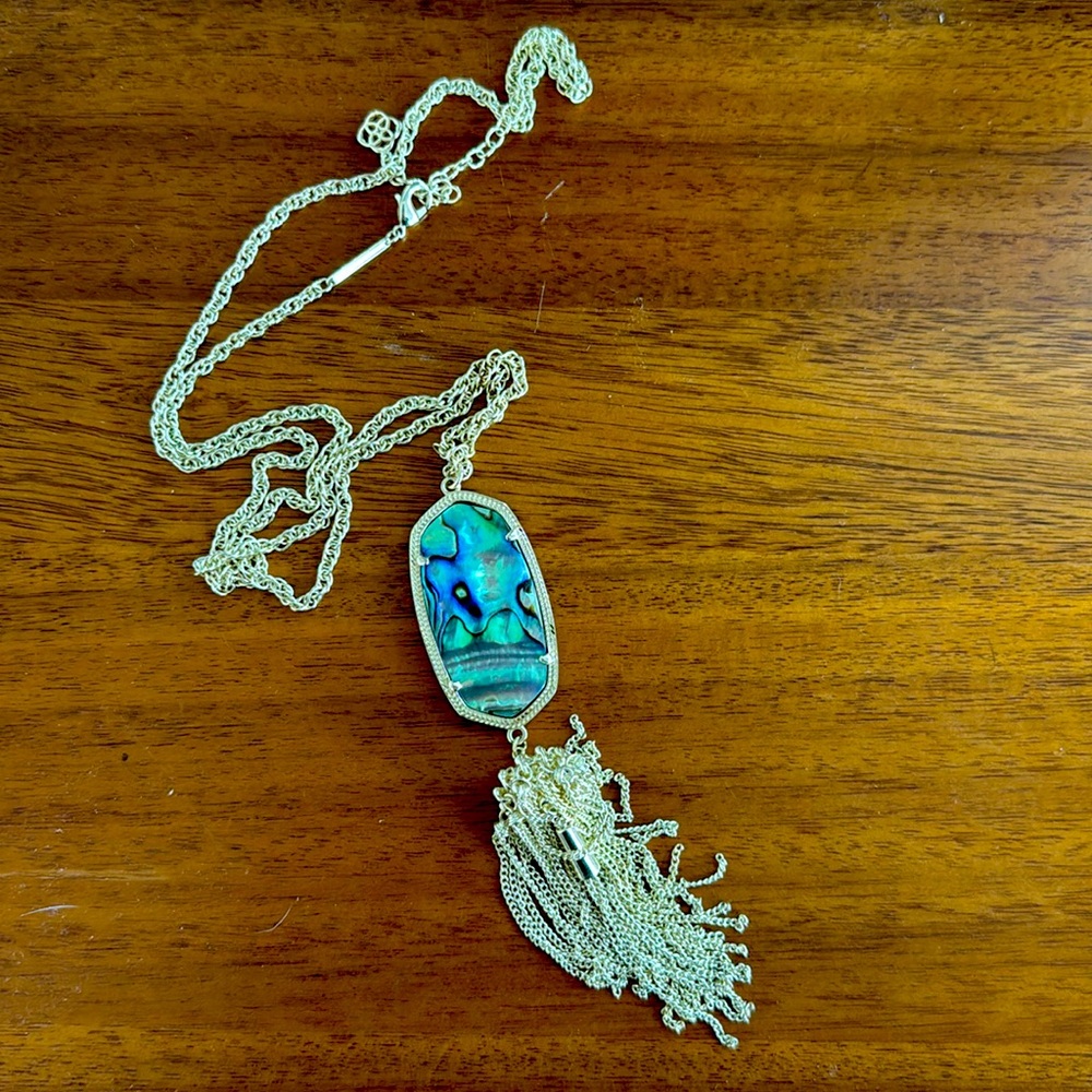 Kendra Scott Rayne Necklace - shell - Picture 2 of 2
